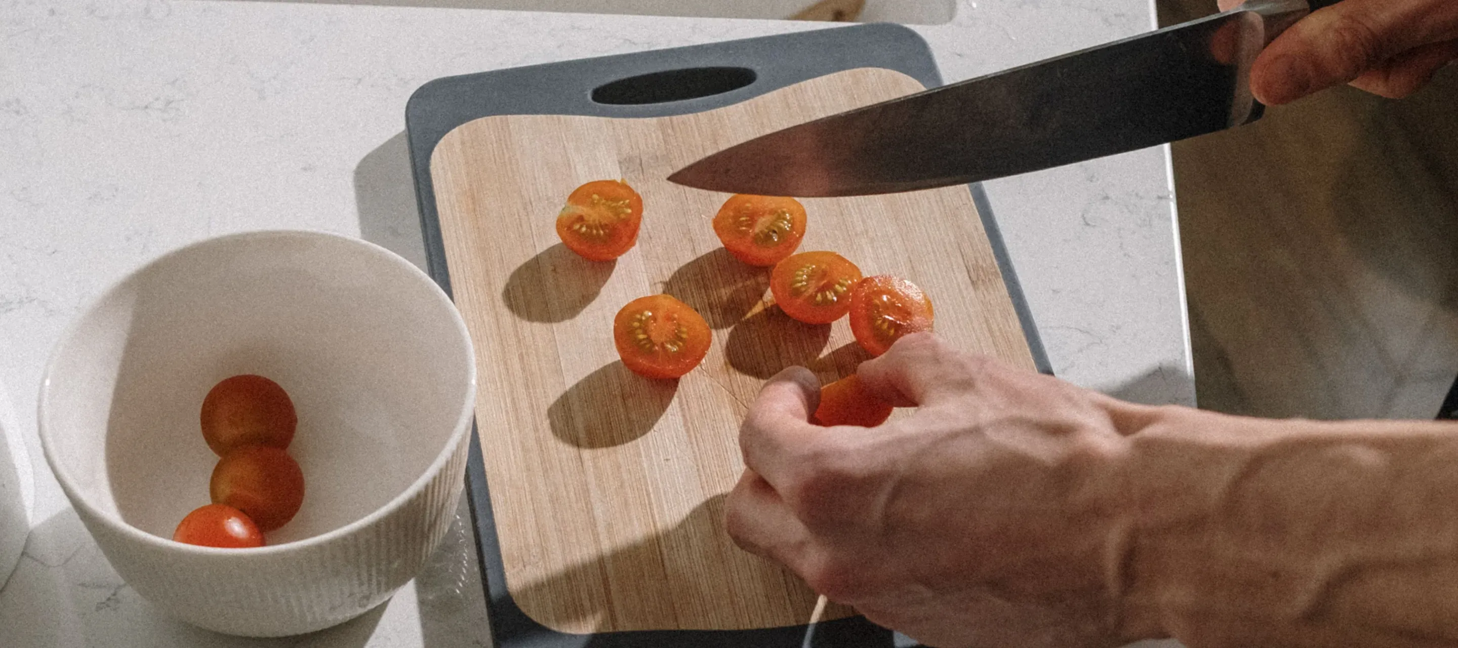 Application scenario with professional knife use