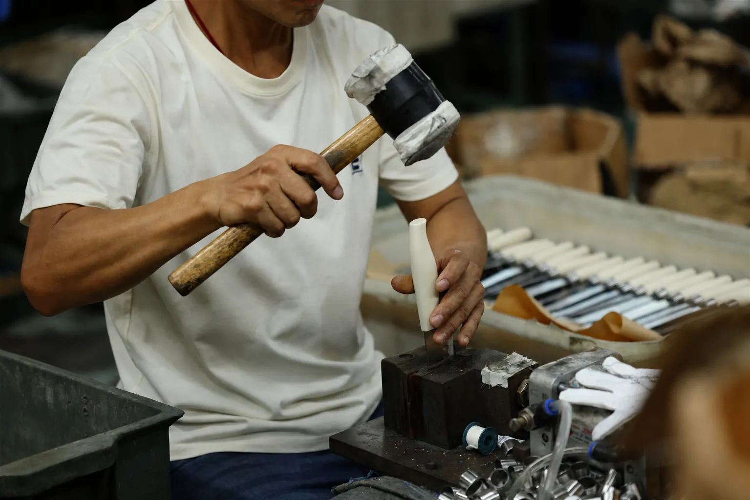 Knife polishing process